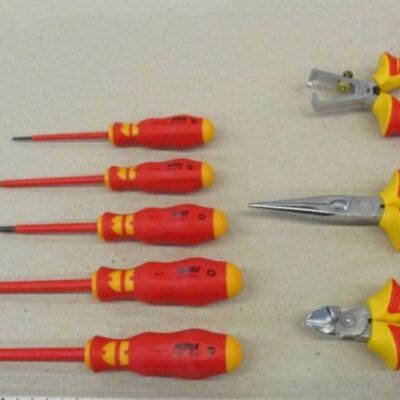 ASSORTIMENT DE PINCES VDE,MIXTES 8PCS